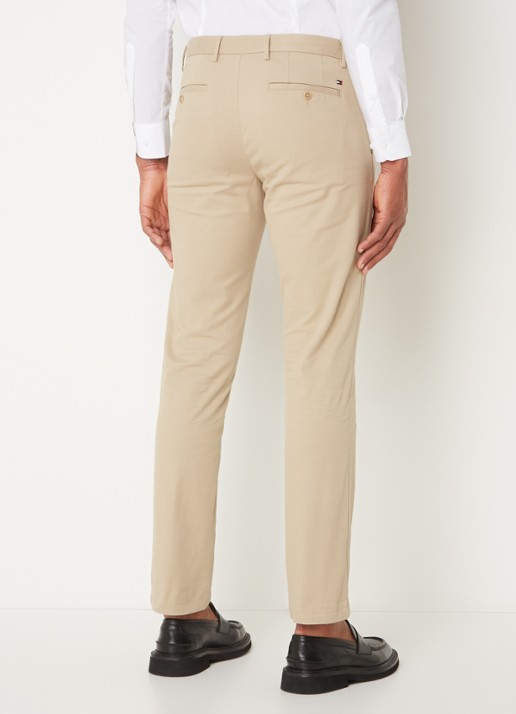 Tommy Hilfiger Denton straight fit chino met steekzakken - achterkant 6 khaki