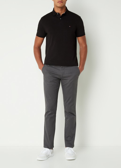 Tommy Hilfiger Denton straight fit chino met steekzakken - voorkant 5 donkergrijs