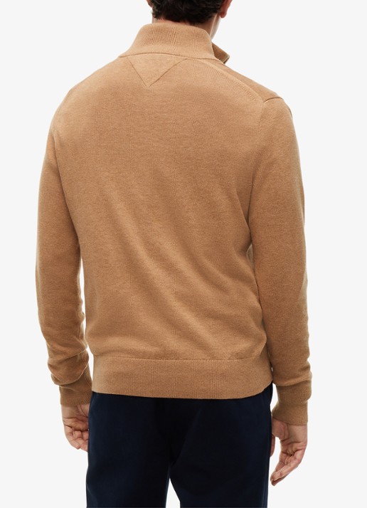 Tommy Hilfiger Fijngebreide trui in kasjmierblend met logoborduring - achterkant 3 camel