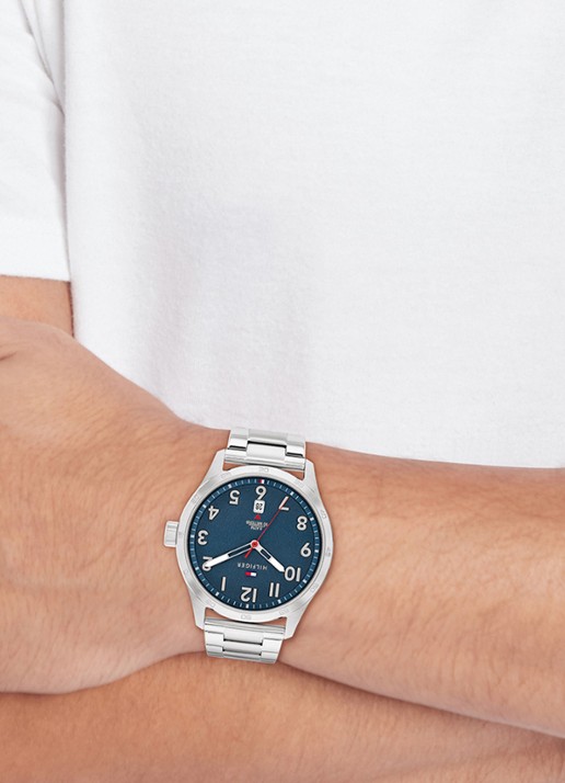 Tommy Hilfiger Forrest horloge TH1710563  - voorkant 4 zilver