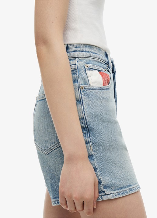 Tommy Hilfiger High waist wide fit korte broek met logo - detail 3 lichtblauw