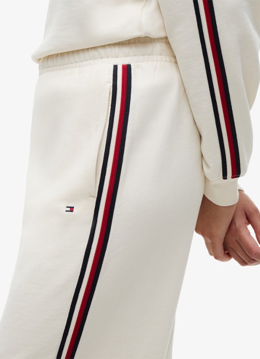 Tommy Hilfiger High waist wide fit lounge broek met logoborduring - detail 5 ivoor
