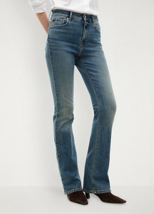 Tommy Hilfiger Skye mid waist flared jeans met steekzakken