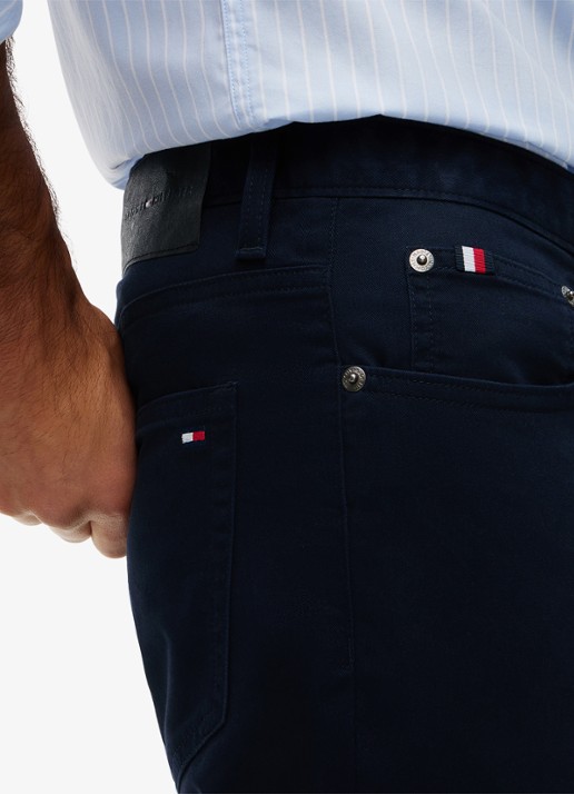 Tommy Hilfiger Straight fit chino met paspelzakken - detail 2 donkerblauw
