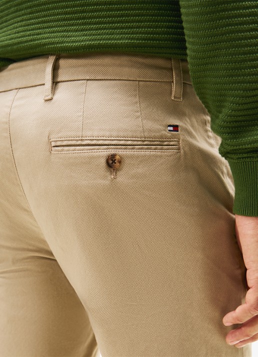 Tommy Hilfiger Straight fit chino met steekzakken - detail 5 beige