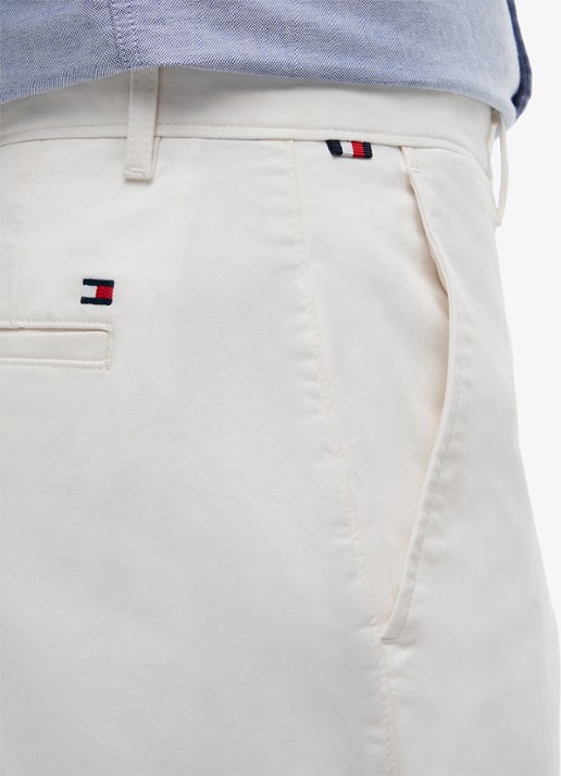Tommy Hilfiger Straight fit chino met steekzakken - detail 5 gebroken wit