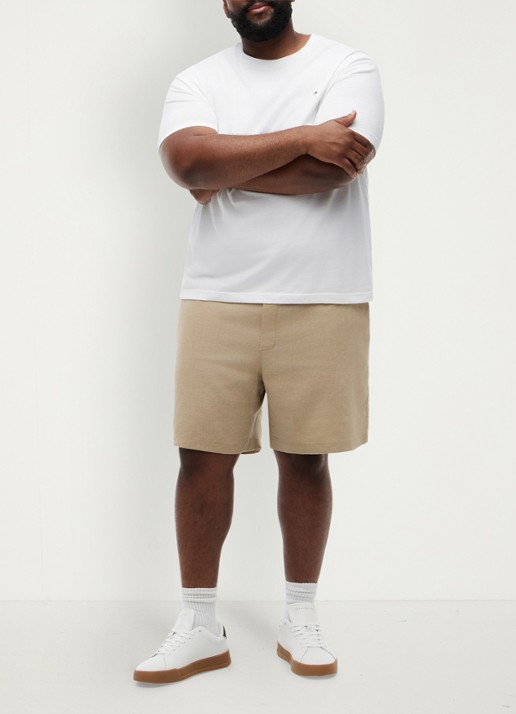 Tommy Hilfiger Straight fit korte broek in linnenblend - voorkant 2 beige