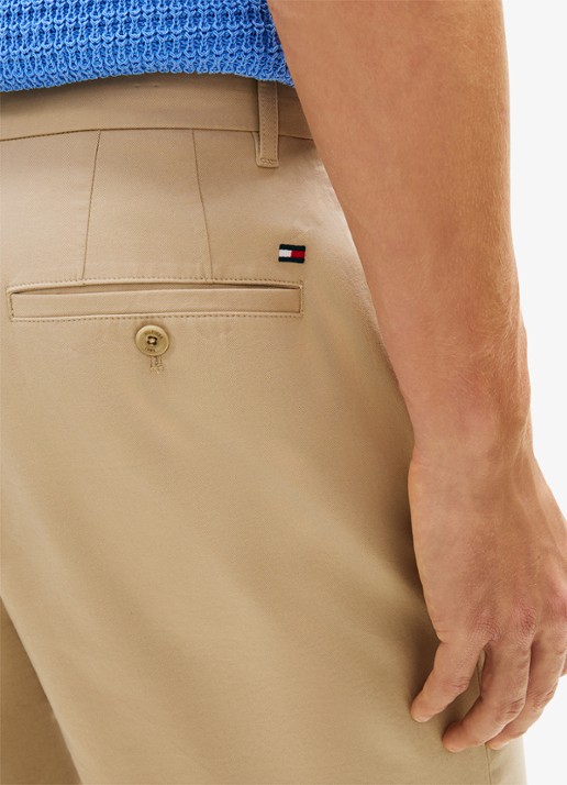 Tommy Hilfiger Straight fit korte chino in katoenblend - detail 5 beige