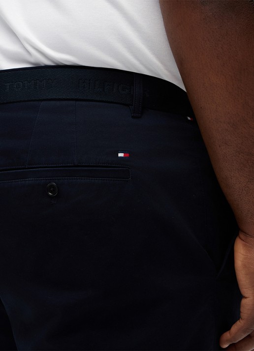 Tommy Hilfiger Straight fit korte chino in katoenblend - detail 3 donkerblauw