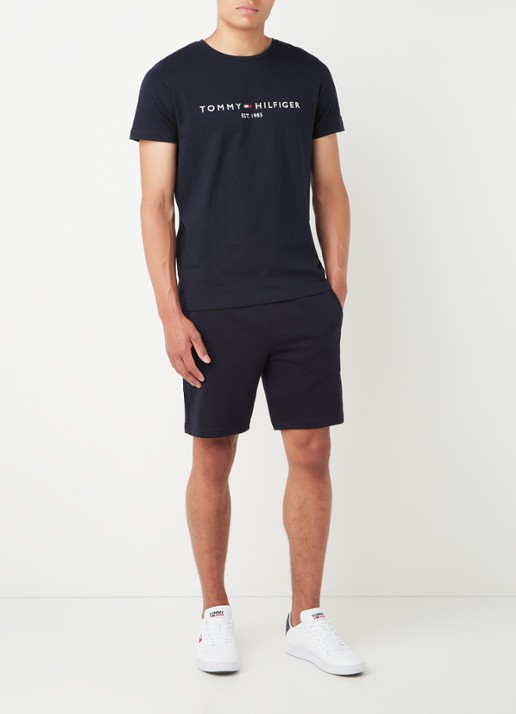 Tommy Hilfiger T-shirt van  katoen met logoborduring - voorkant 2 donkerblauw