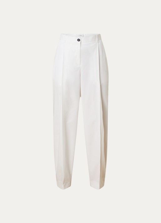 TOTEME Mid waist loose fit pantalon met plooi en steekzakken - voorkant 2 wit