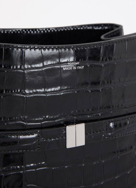 TOTEME Schoudertas van leer met crocostructuur - detail 4 zwart
