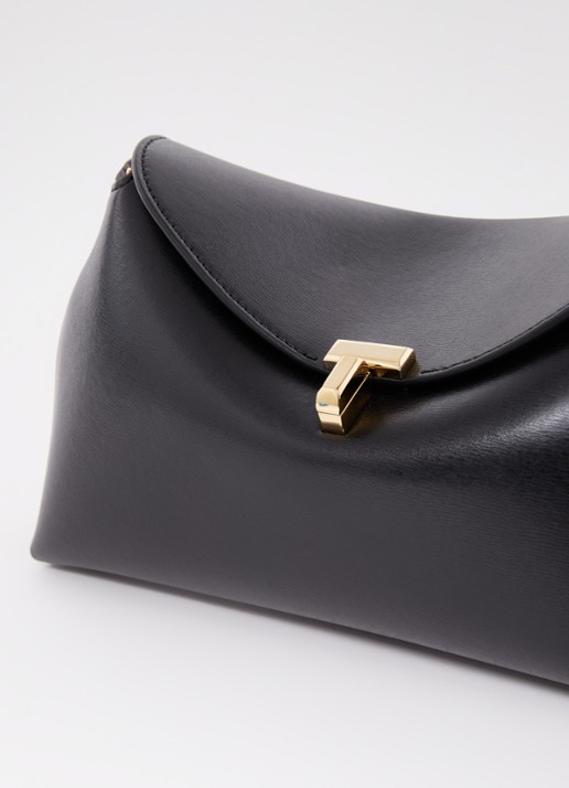 TOTEME T-Lock clutch van leer - detail 5 zwart