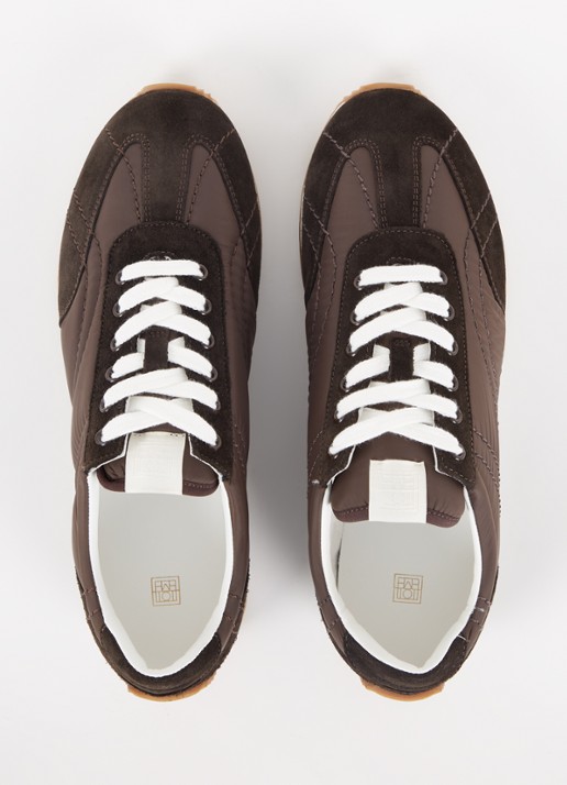 TOTEME The Sport Sneaker met suède details - detail 4 donkerbruin