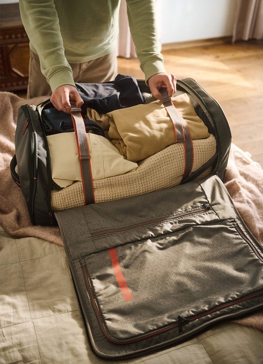 Travelite Crosslite L weekendtas 79 cm - voorkant 4 zwart