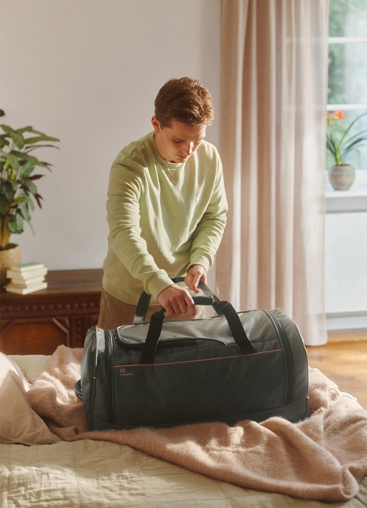 Travelite Crosslite M weekendtas  - voorkant 3 zwart