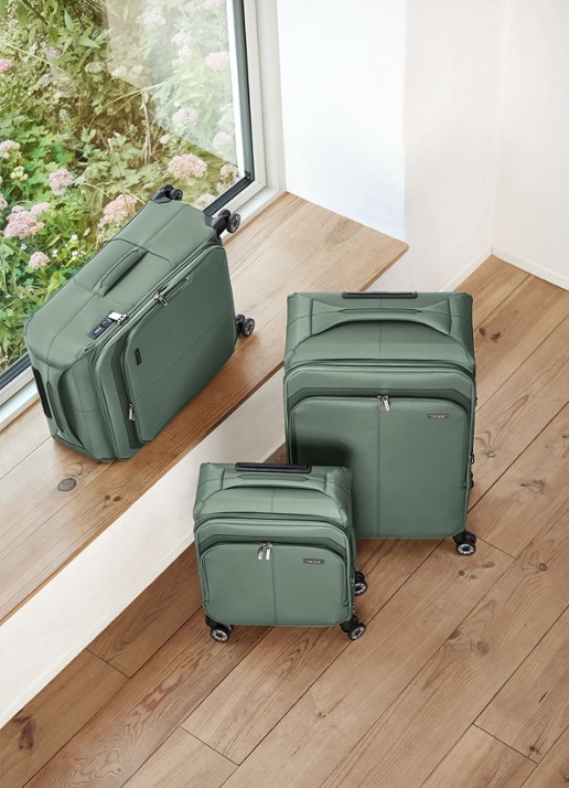 Travelite Priima M vergrootbare spinner 68 cm - voorkant 2 olijfgroen