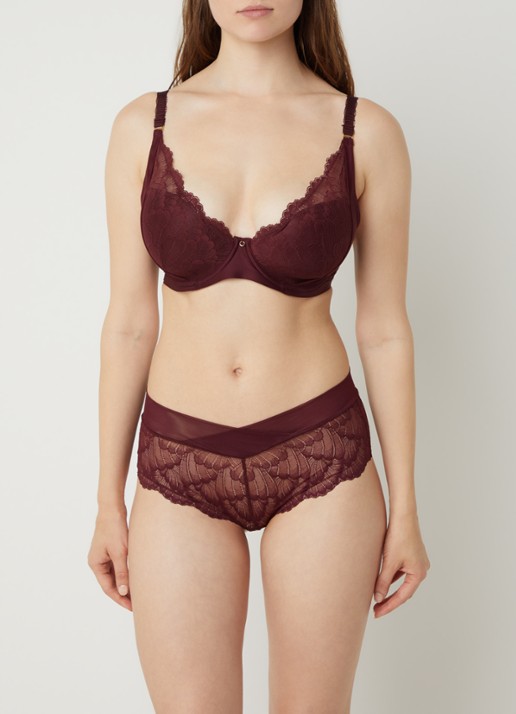 Triumph Love in Lace voorgevormde beugel bh met overlay van kant