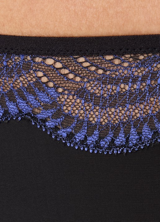 Triumph Tanga met kant - detail 4 zwart