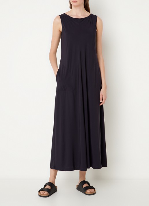 TRVL DRSS Maxi jurk van travelstof met steekzakken - detail 2 donkerblauw