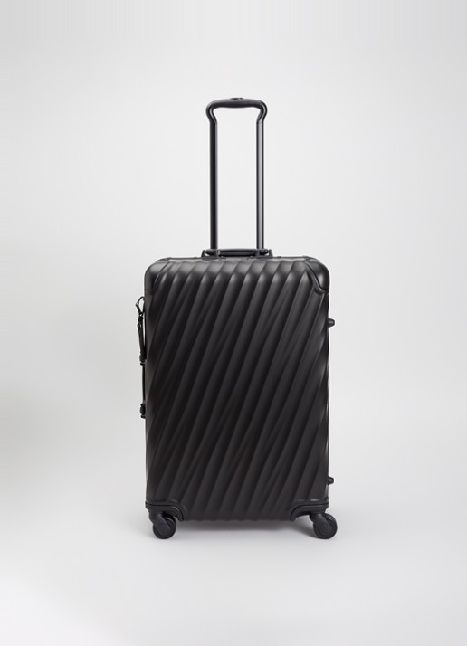 TUMI 19 Degree Aluminium Short Trip spinner 66 cm