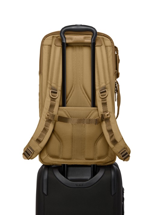 TUMI Alpha Bravo rugzak met 17 inch laptopvak - detail 6 khaki