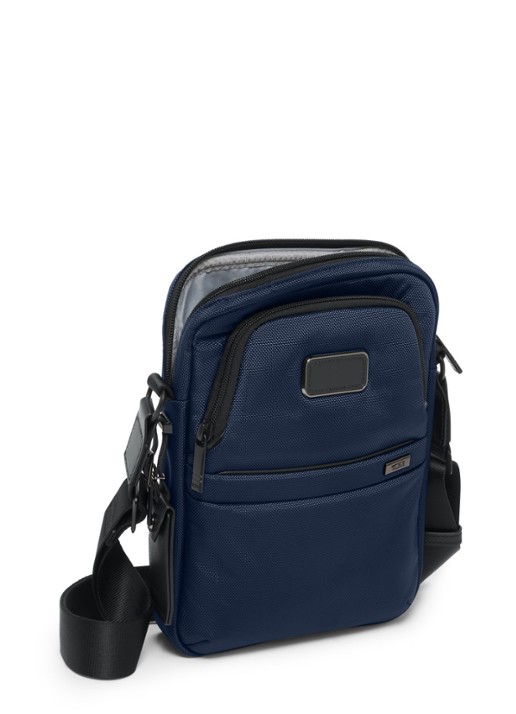 TUMI Crossbodytas met leren details - voorkant 2 donkerblauw