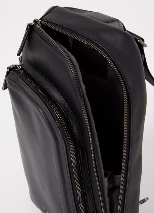 TUMI Harrison Gregory crossbodytas van leer met verstelbare schouderriem - detail 2 zwart