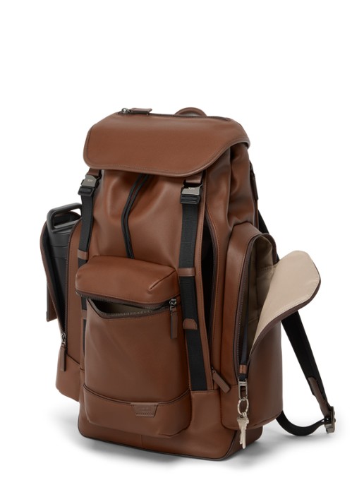 TUMI Harrison Griffen rugzak van leer - voorkant 6 cognac