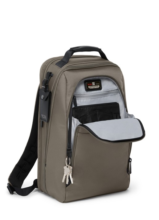 TUMI Rugzak met leren details en 16 inch laptopvak - achterkant grijs
