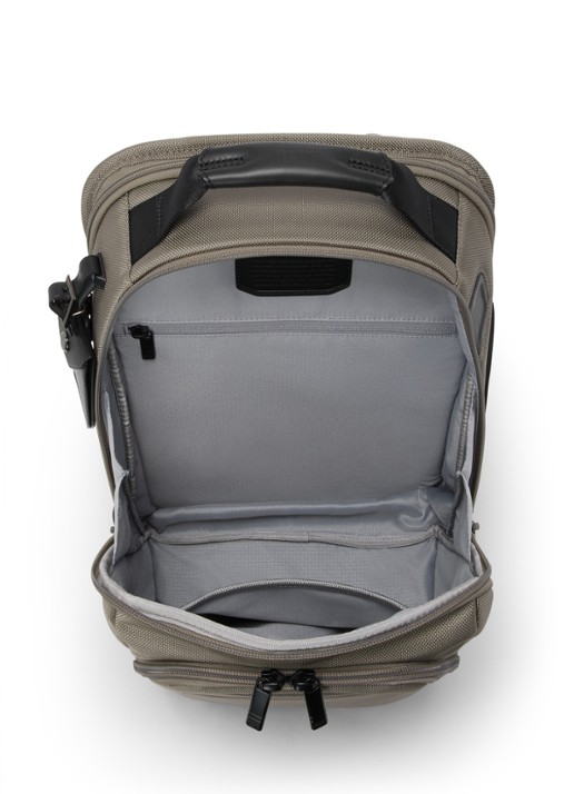 TUMI Rugzak met leren details en 16 inch laptopvak - detail 5 grijs