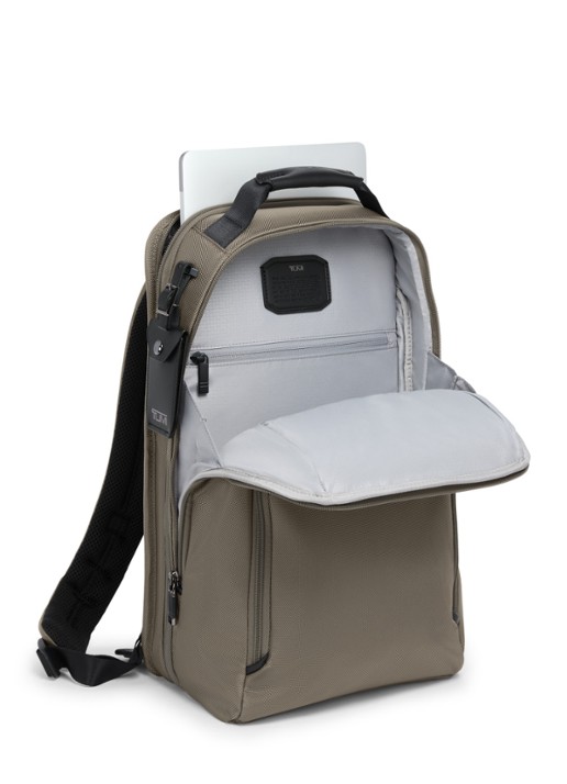TUMI Rugzak met leren details en 16 inch laptopvak - voorkant 3 grijs
