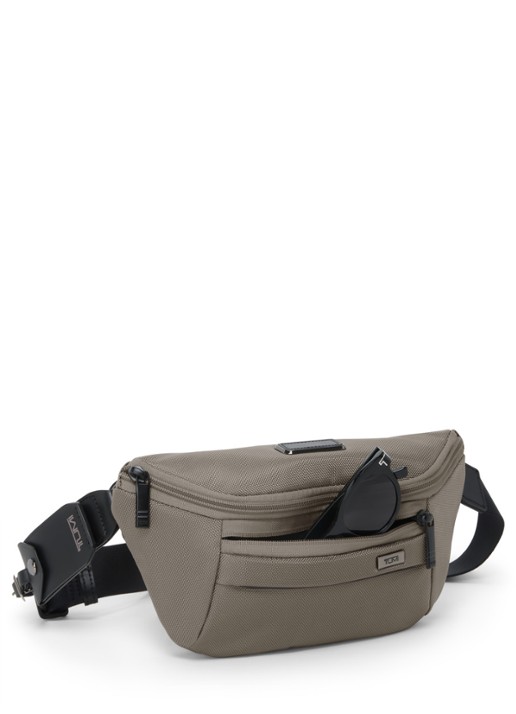 TUMI Sling heuptas met leren details - voorkant 2 grijs