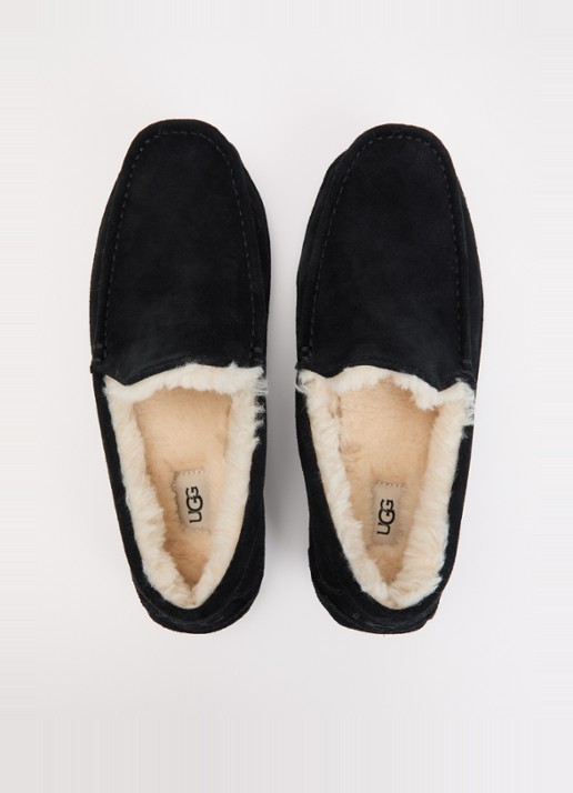 UGG Ascot instapper van suède - detail 2 zwart