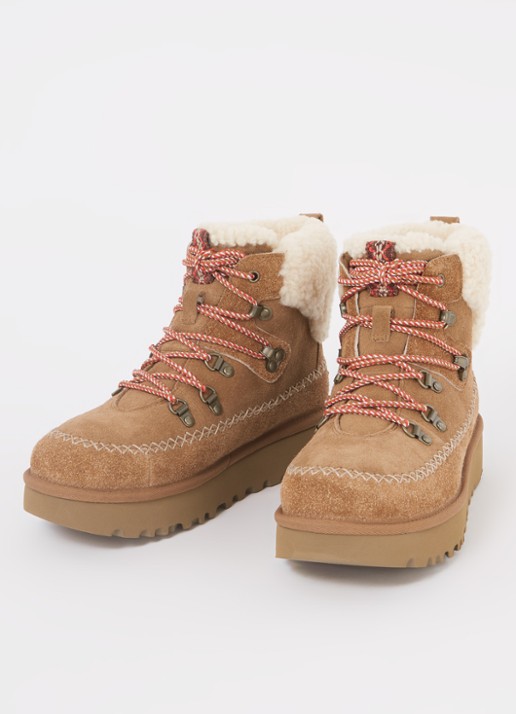 UGG Classic Alpine Lace-Up veterboot van suède - detail 2 camel