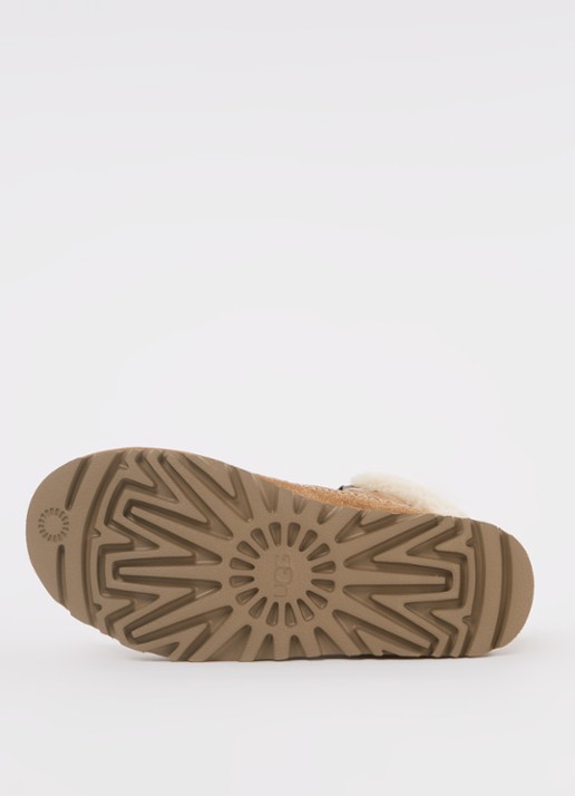 UGG Classic Alpine Lace-Up veterboot van suède - detail 3 camel
