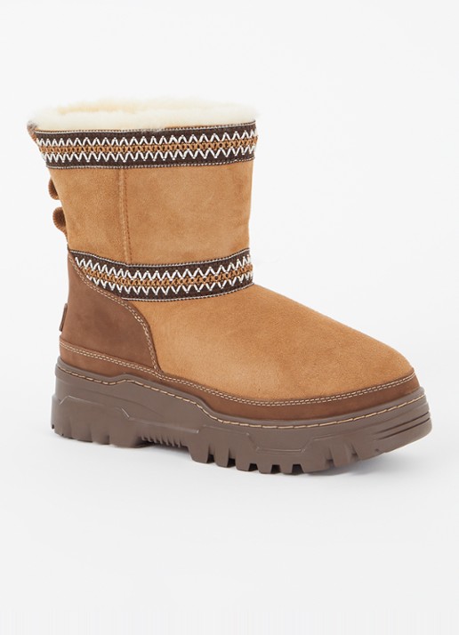 UGG Classic Mini TrailGazer enkellaarsje van suède met voering van schapenwol
