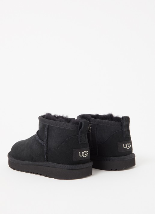 UGG Classic Ultra Mini enkellaarsje van suède - achterkant 2 zwart