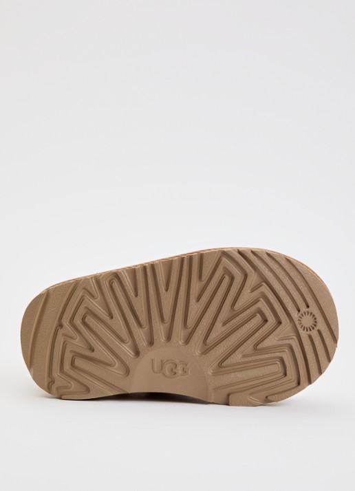 UGG Classic Ultra Mini enkellaarsje van suède - detail bruin