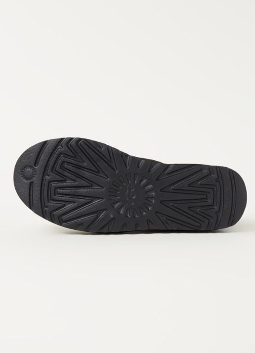 UGG Classic Ultra Mini enkellaarsje van suède - detail 3 zwart