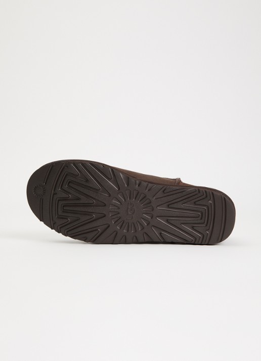 UGG Classic Ultra Mini enkellaarsje van suède - detail 2 antraciet
