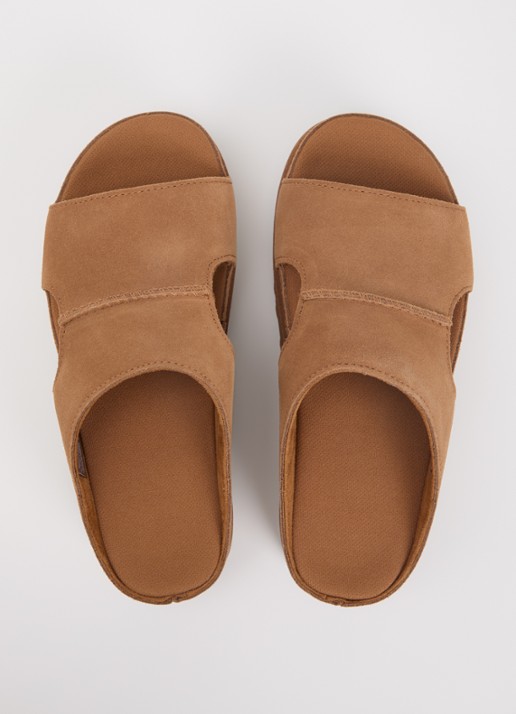 UGG Goldenstar sandaal van suède met plateauzool - detail 2 camel