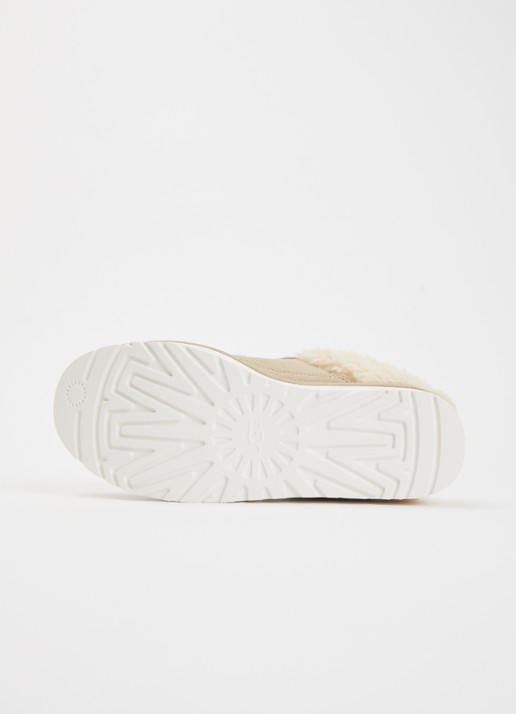 UGG Lowmel muiltje van suède - detail 3 beige