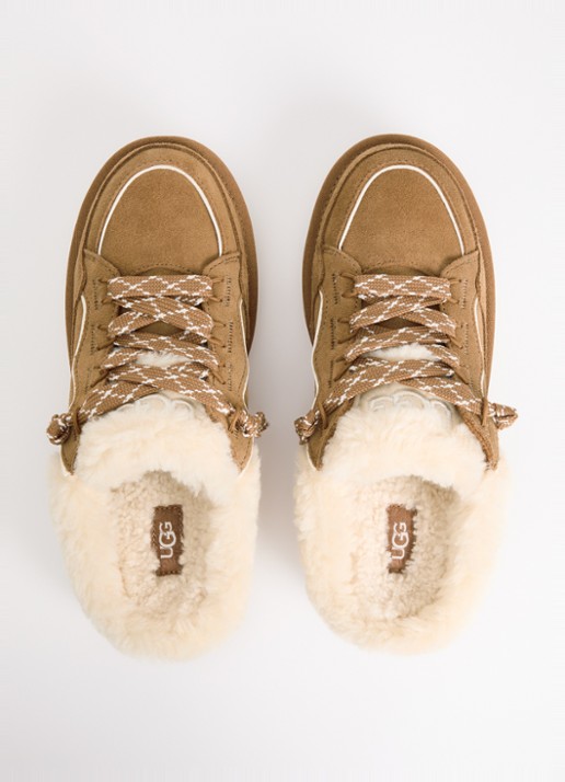 UGG Lowmel muiltje van suède - detail 3 camel
