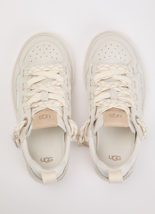 UGG Minimel sneaker van suède - detail 2 beige