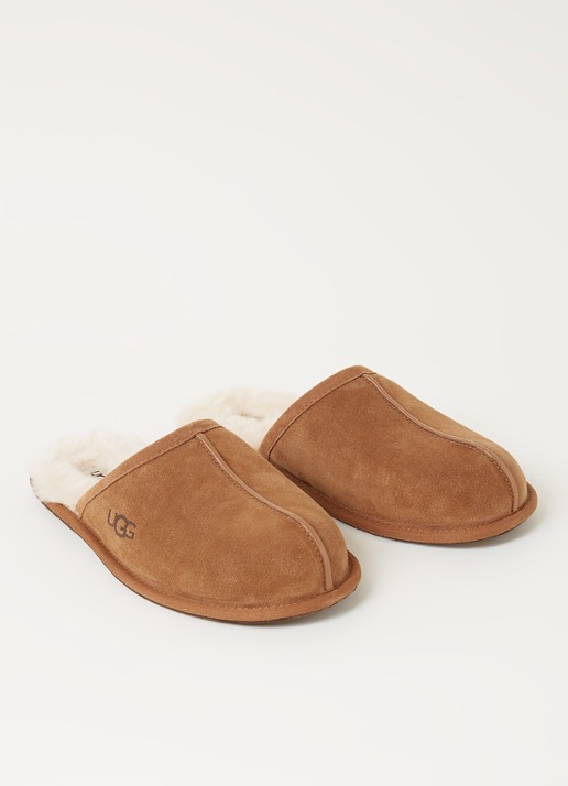 UGG Scuff pantoffel van suède met schapenvacht - detail 2 hazelnootbruin