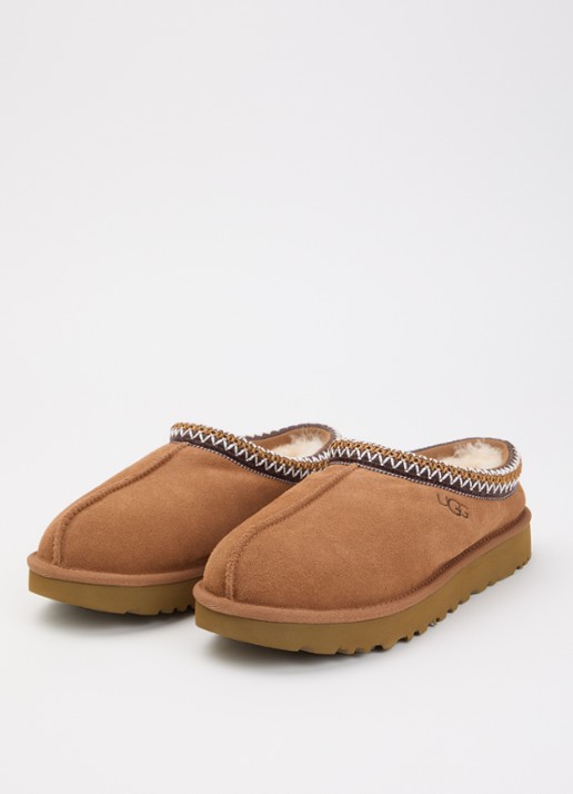 UGG Tasman ll instapper van suède - detail 3 kastanjebruin