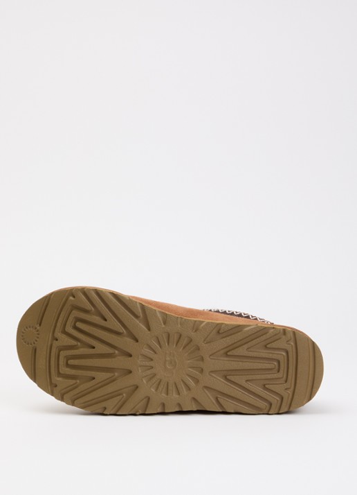 UGG Tasman ll instapper van suède - detail 5 kastanjebruin