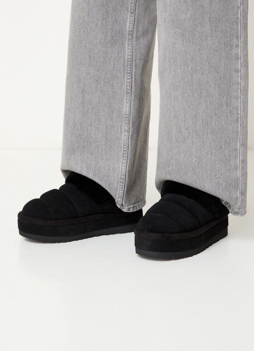 UGG Tazzlita instapper van suède met schapenvacht - voorkant 2 zwart