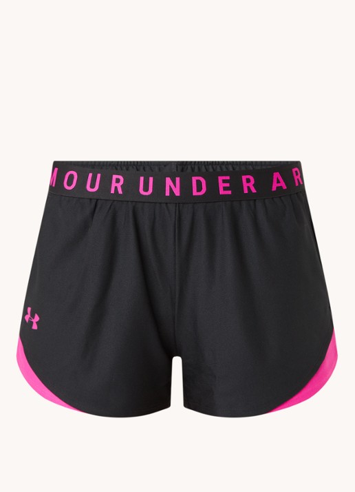 Under Armour Mid waist slim fit trainingsshorts met steekzakken en HeatGear - voorkant zwart